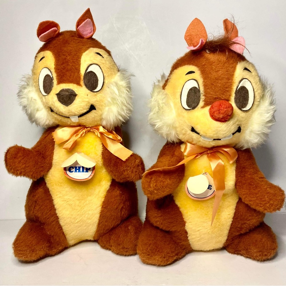 Vintage 1970’s Walt Disney Chip And Dale Plush Chipmunks RARE